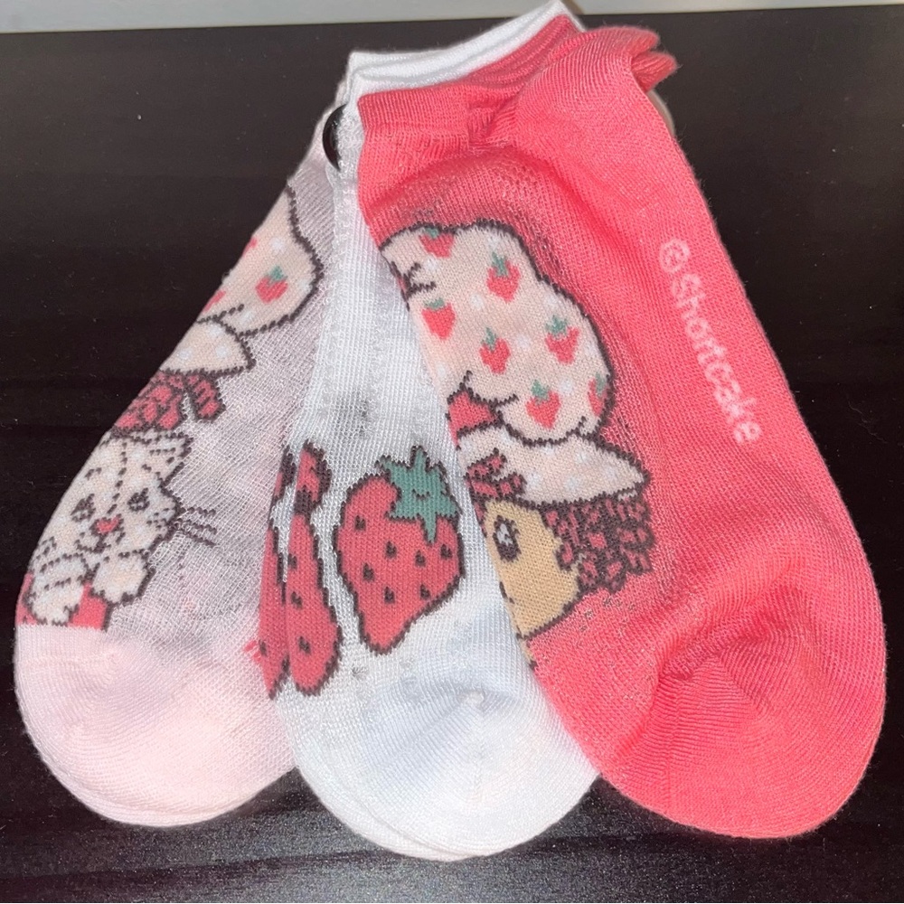 Strawberry Shortcake Ankle Socks Set of 3 - Adult Size - NWT